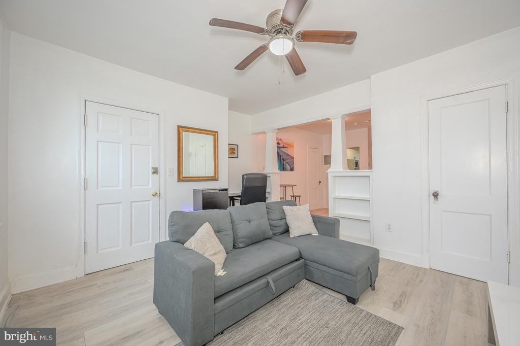 221 35th Street Northeast - Photo 6 of 13