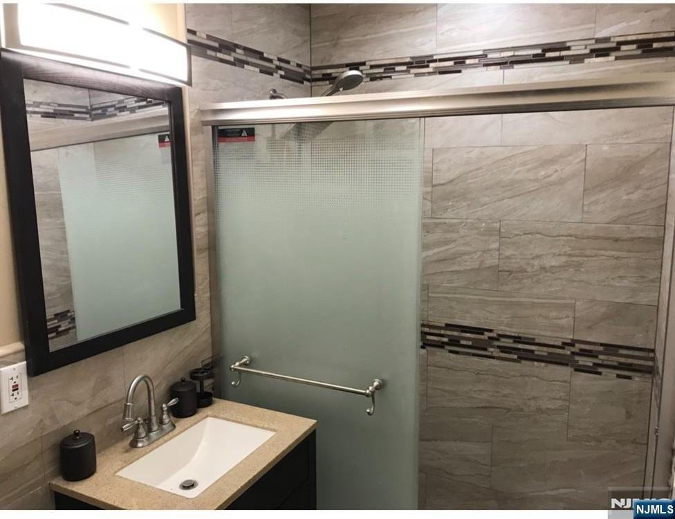 448 River Road - Photo 6 of 11