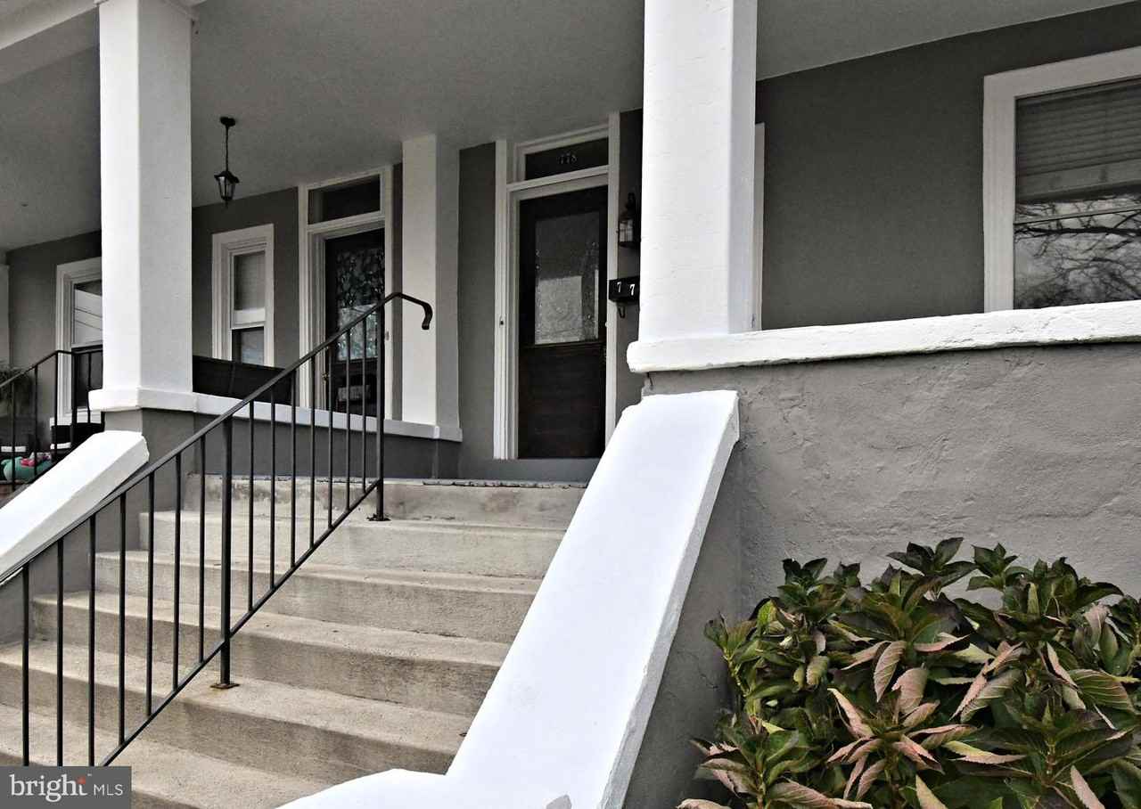 778 Starr St - Photo 4 of 46