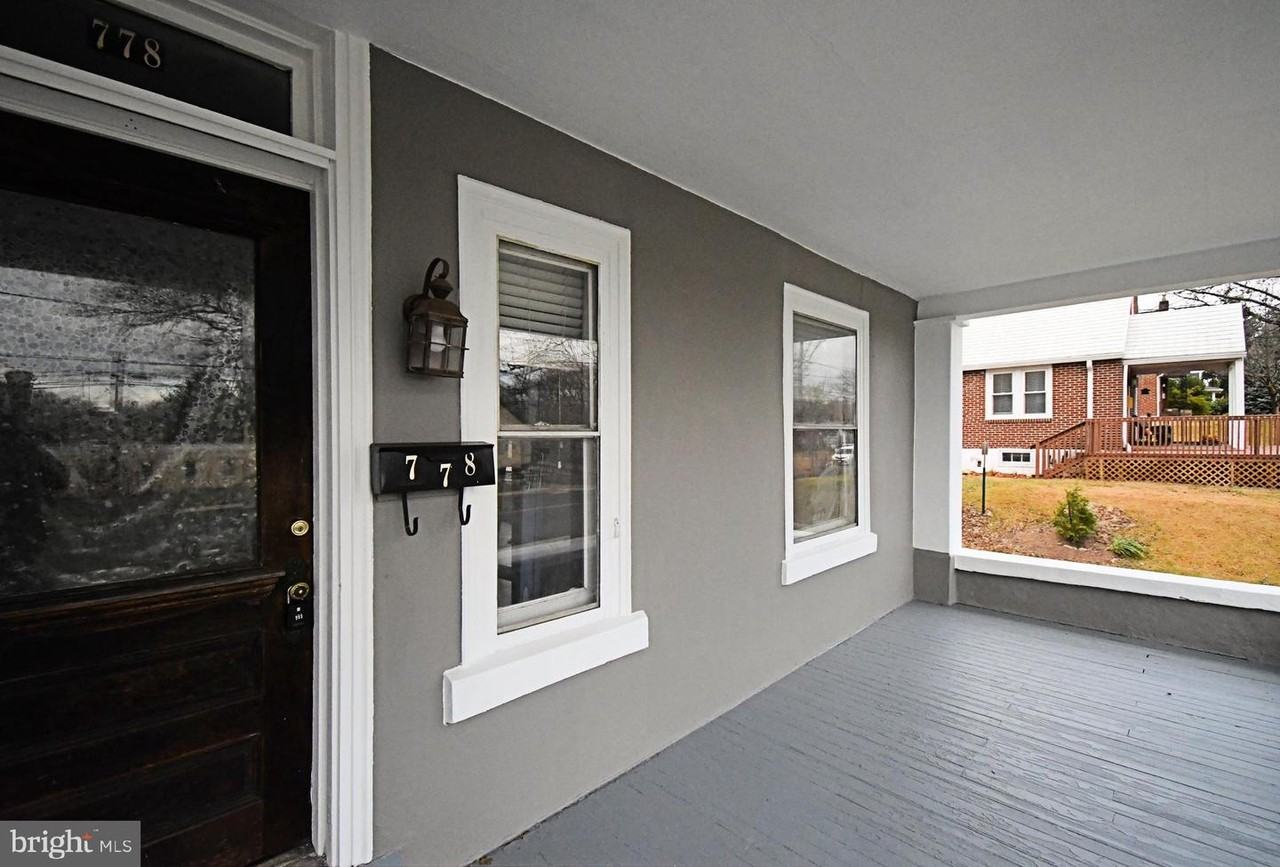 778 Starr St - Photo 6 of 46