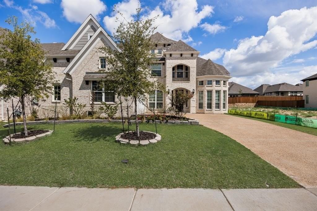 1524 Buckthorn Rd - Photo 6 of 37