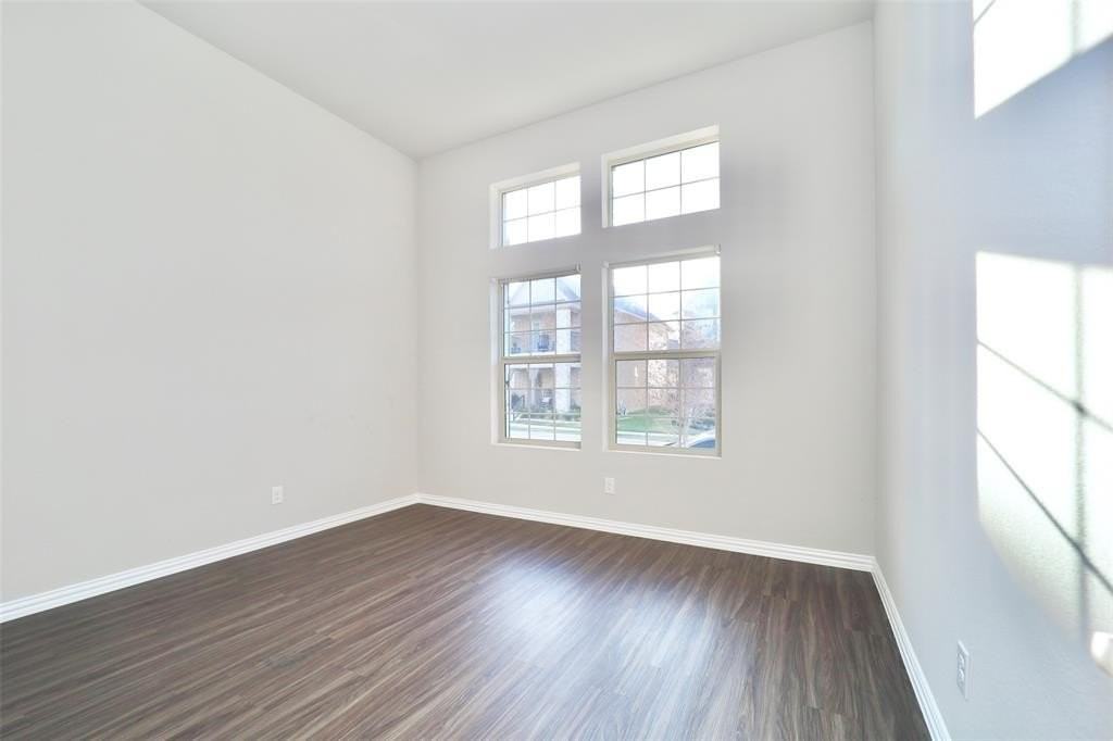 3820 Barnett Rd - Photo 5 of 27