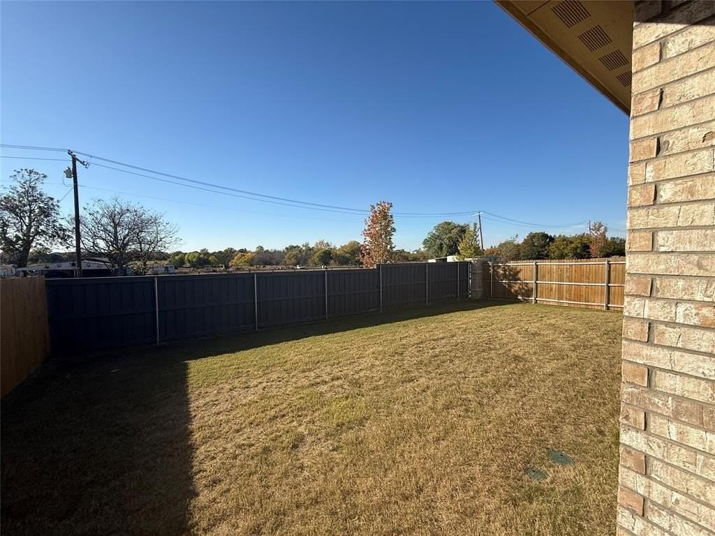 1108 Flameleaf Dr - Photo 7 of 14