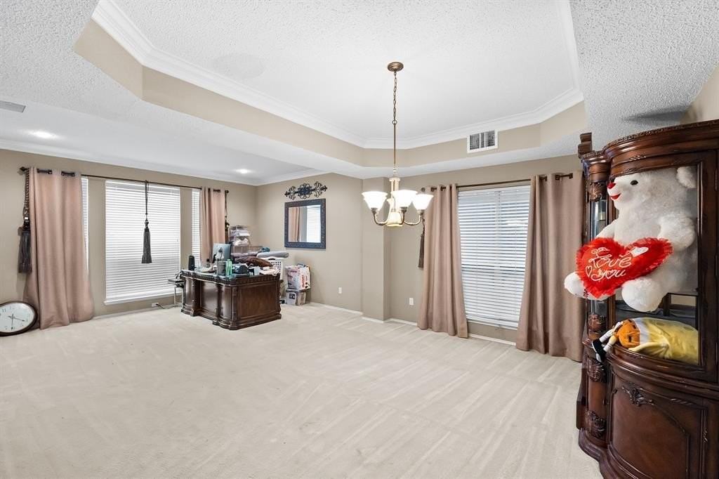 1226 Rivercrest Dr - Photo 4 of 16