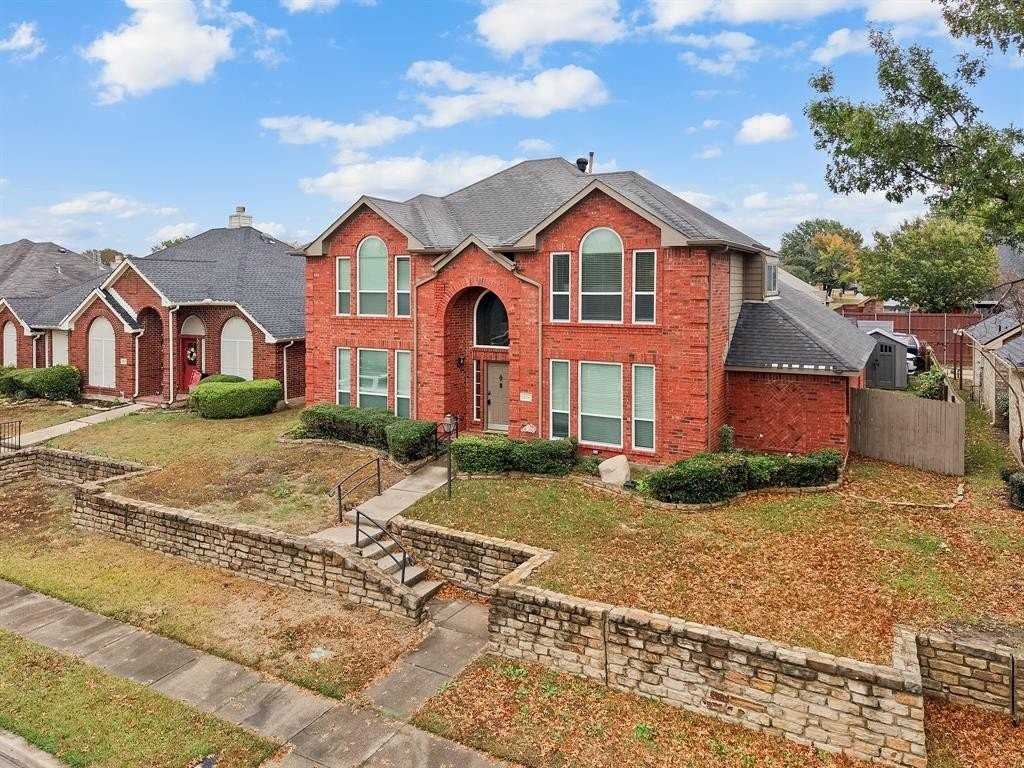 1226 Rivercrest Dr - Photo 4 of 26