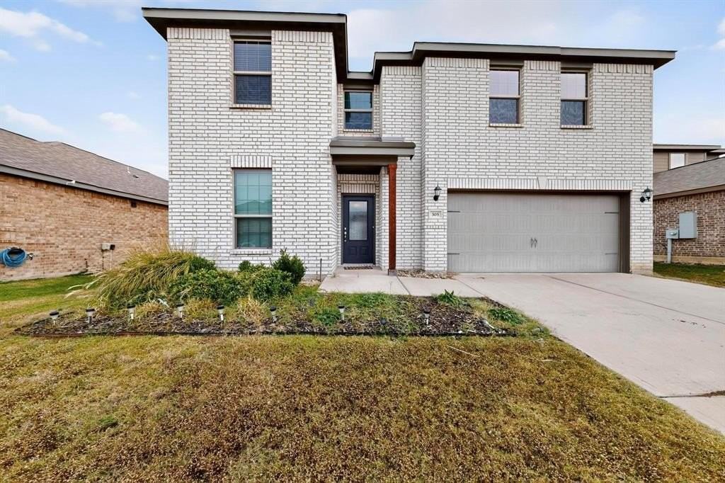 305 Honeysuckle Lane - Photo 4 of 39