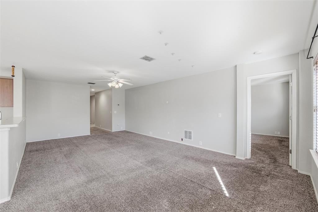 10404 Nettie St - Photo 7 of 25