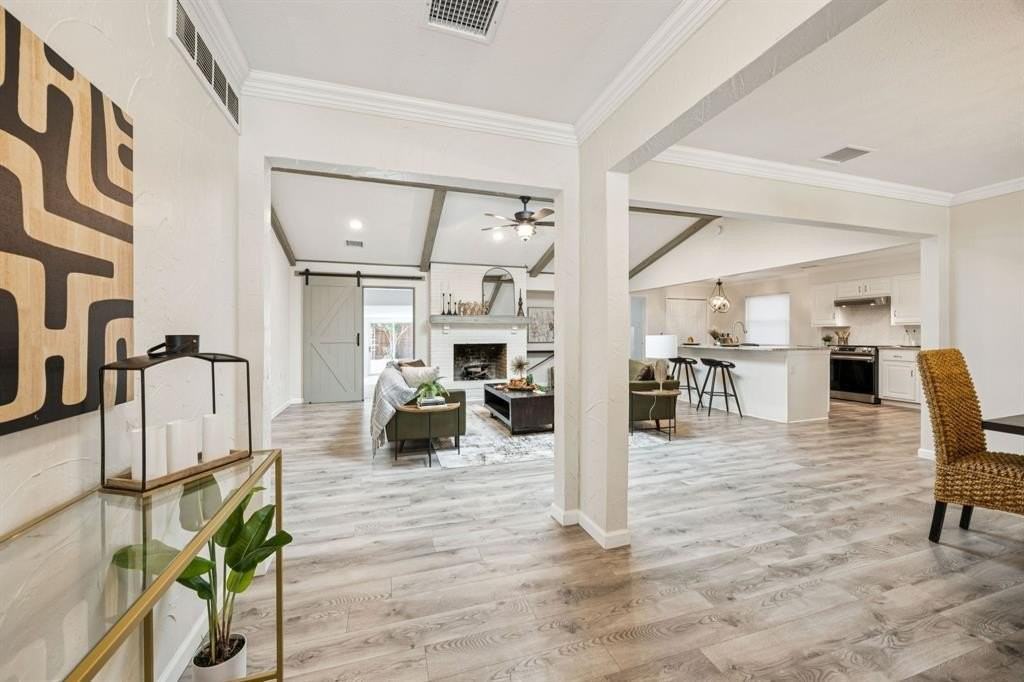 301 Ridgebriar Dr - Photo 4 of 34