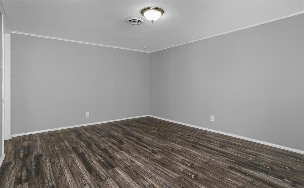 3200 Fm 660 - Photo 4 of 18