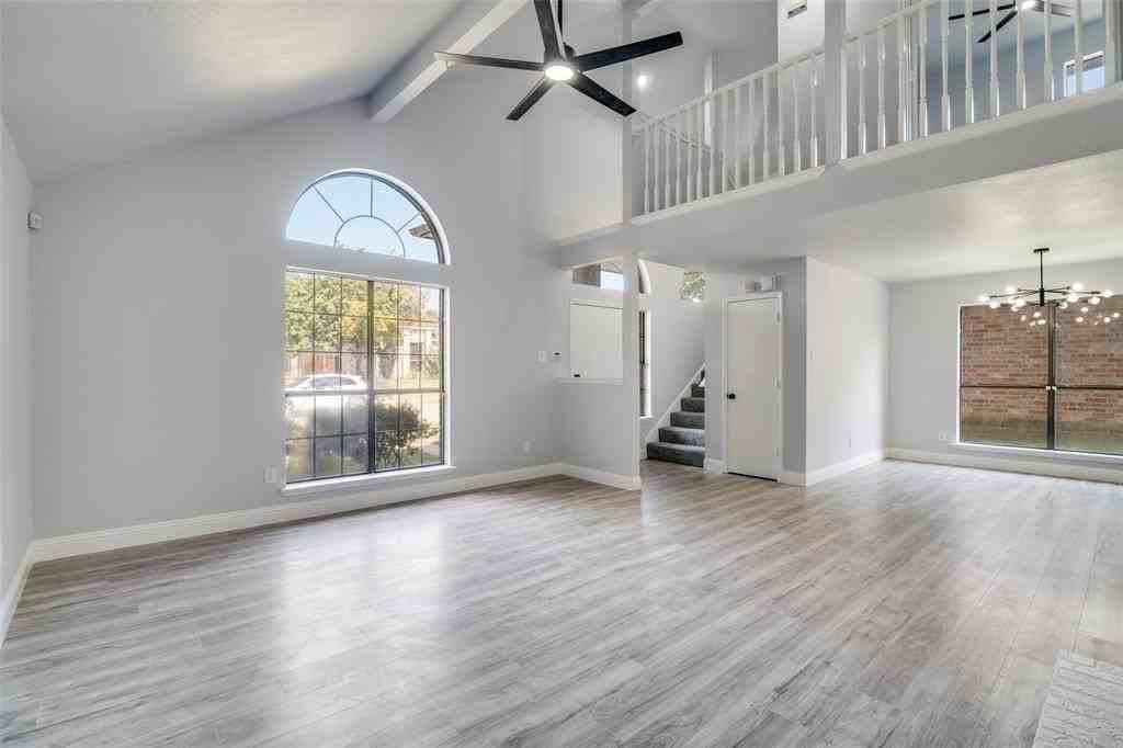 1308 Wheatfield Dr - Photo 3 of 27