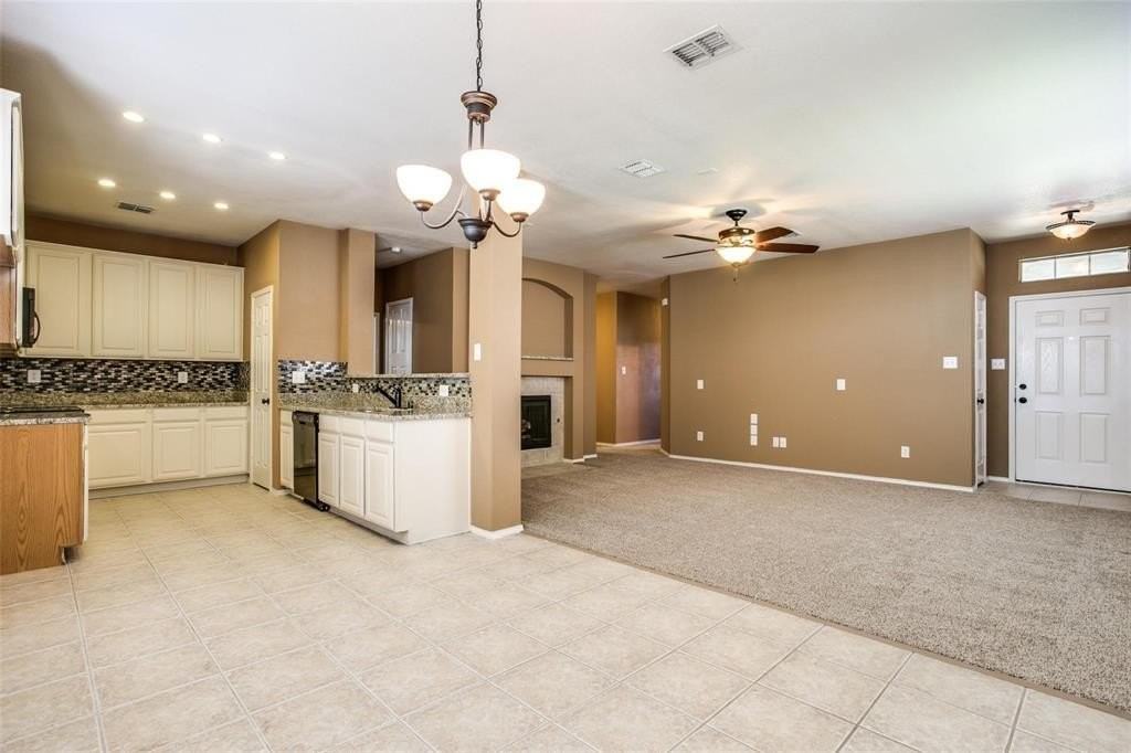 1306 Shelby Ct - Photo 7 of 23