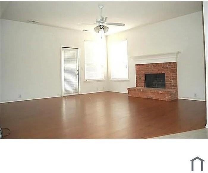 1310 Pinehurst Drive - Photo 2 of 13