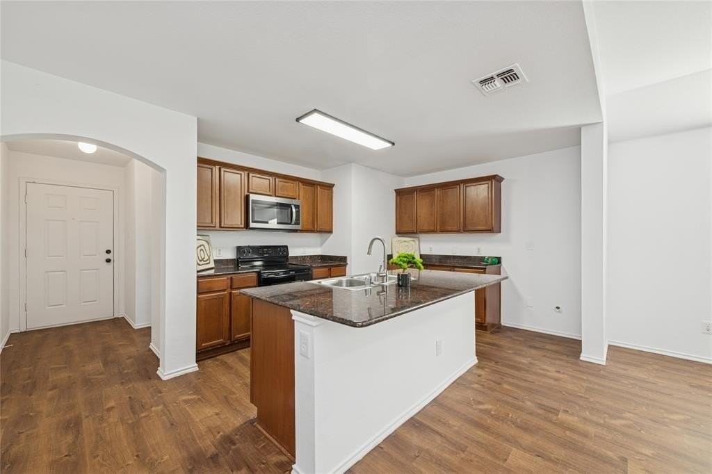 402 Andalusian Trl - Photo 3 of 21