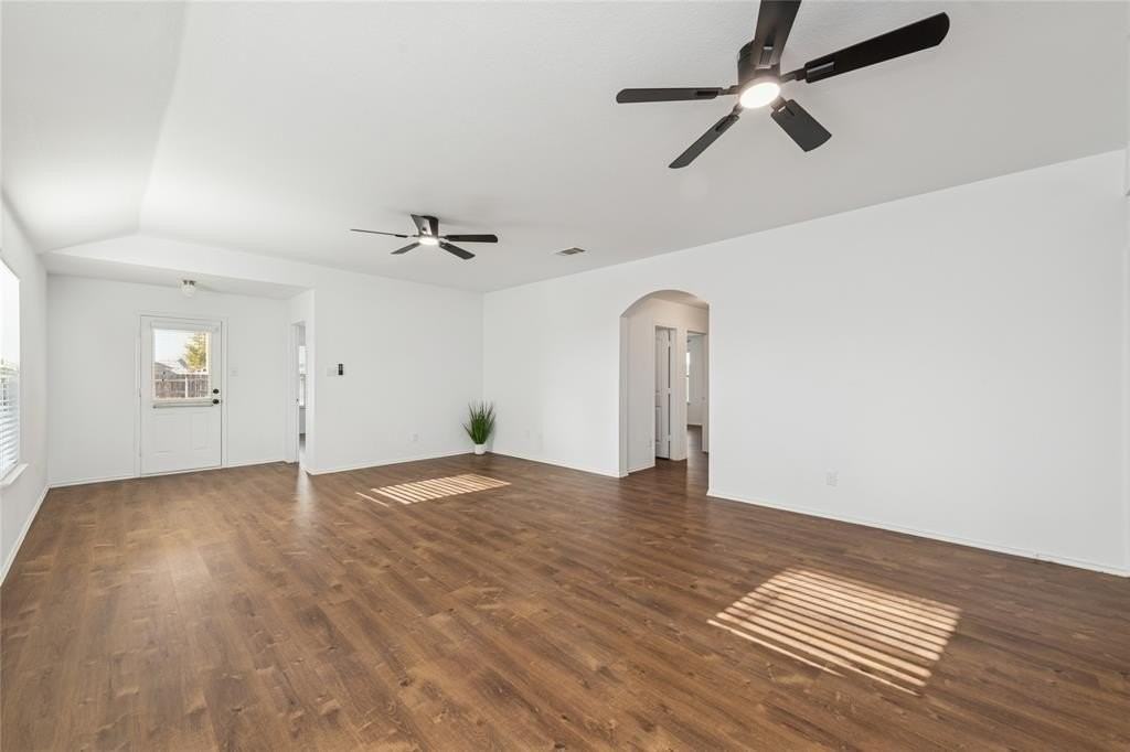 402 Andalusian Trl - Photo 5 of 21