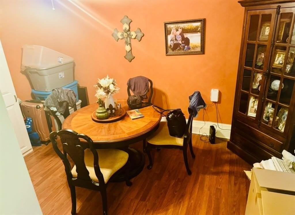 1104 South Washington - Photo 6 of 8