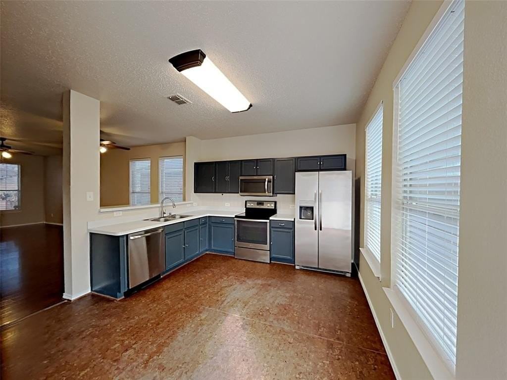 2006 Brook Meadow Dr - Photo 4 of 19