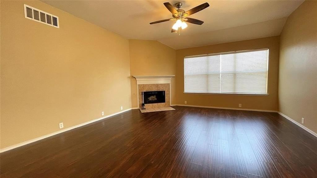 8203 Macgregor Dr - Photo 4 of 25