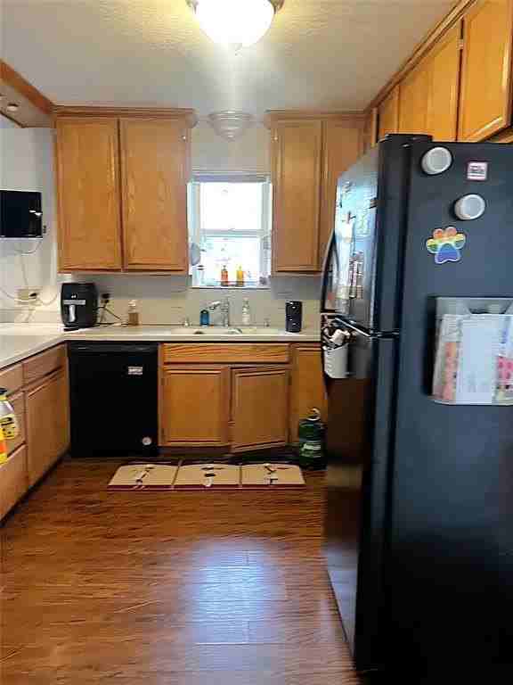 725 Danish Dr - Photo 4 of 11