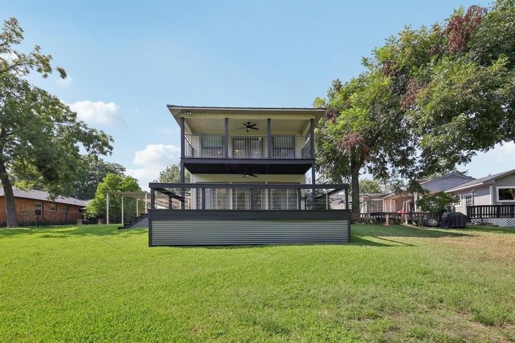 9918 Coldwater Cir - Photo 3 of 40