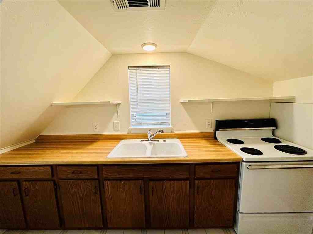 402 S Bryan Belt Line Rd - Photo 7 of 14