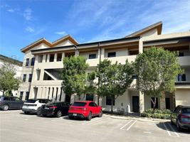 featured image of 7925 Nw 104th Ave #32