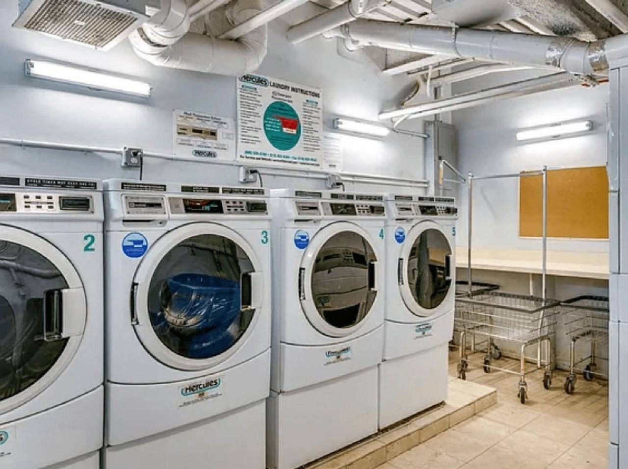 11882 Metropolitan Ave #1B - Photo 5 of 35