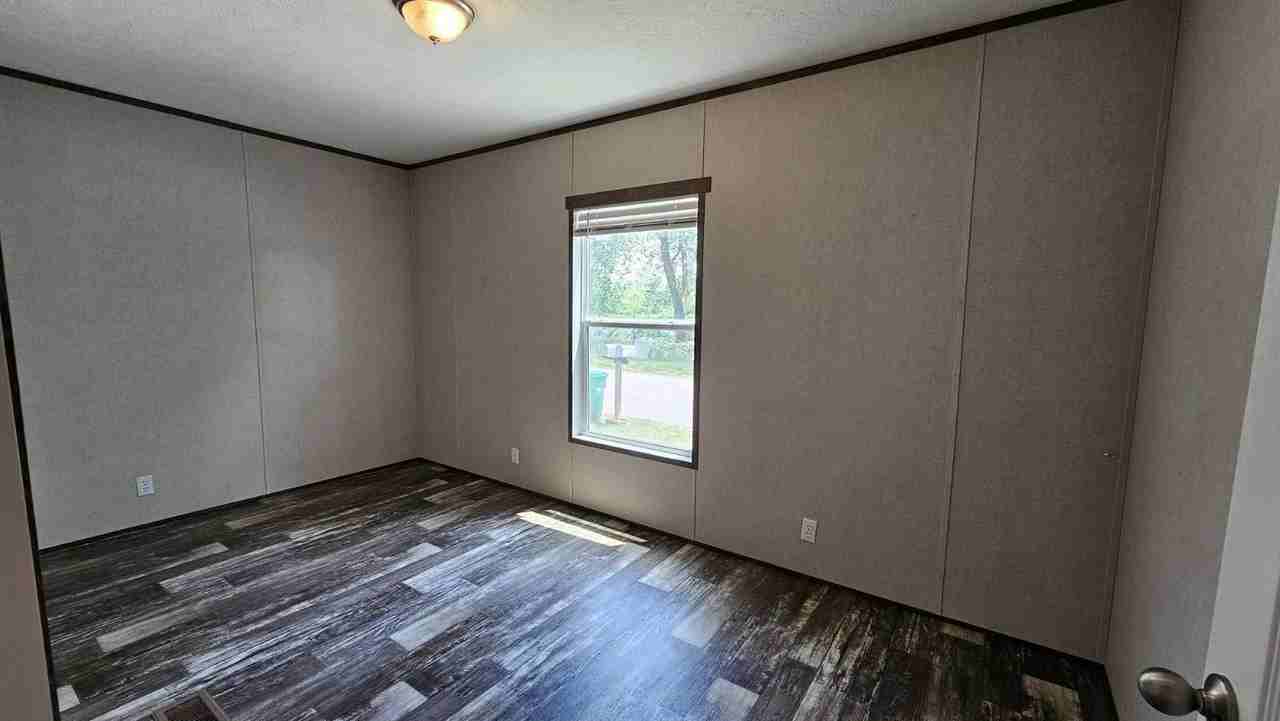2201 S Anna St #36 - Photo 7 of 18