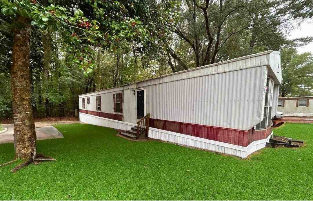 4502 East Old Marion Highway #17R