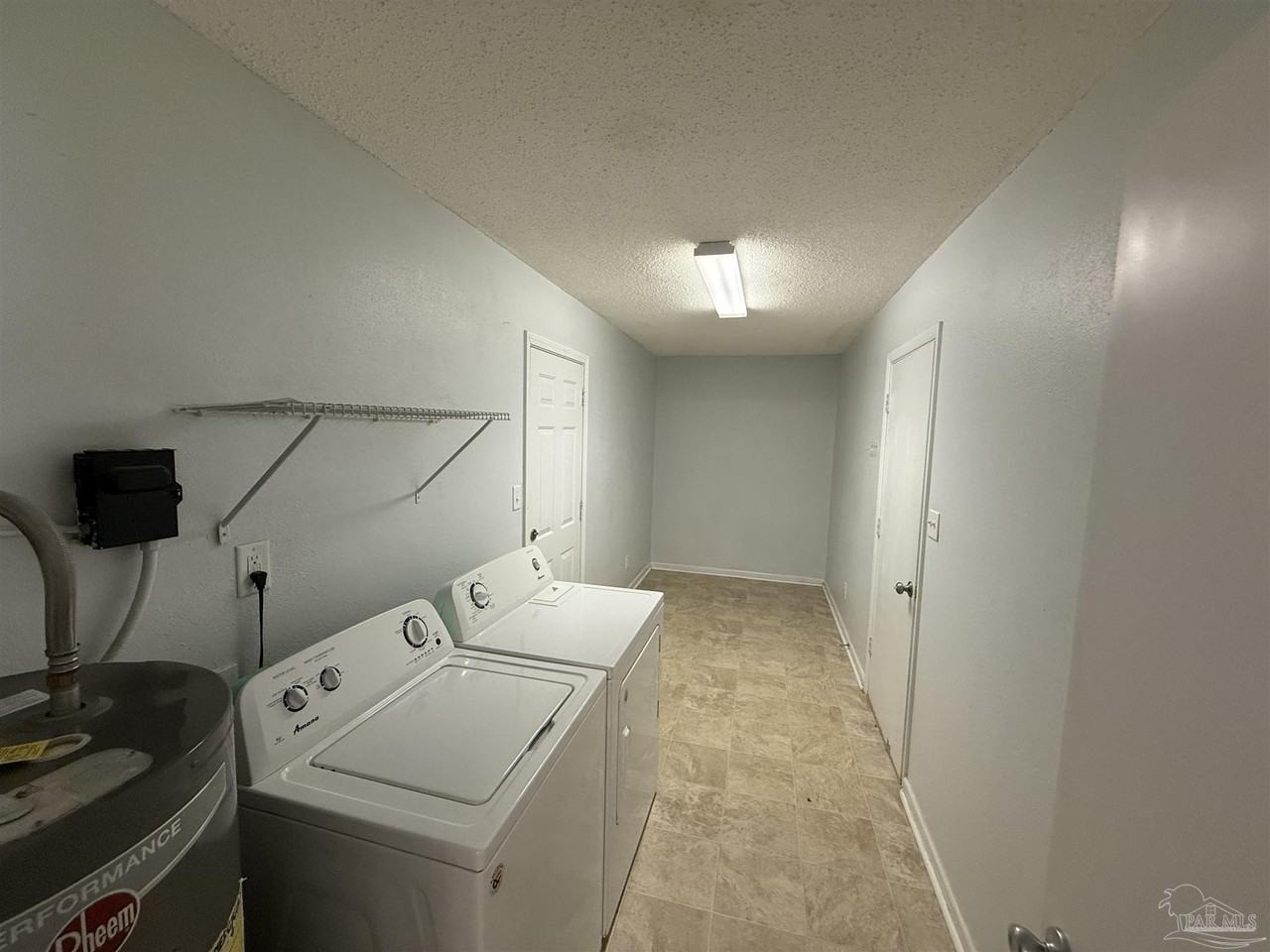 6931 Falcon Dr - Photo 7 of 17