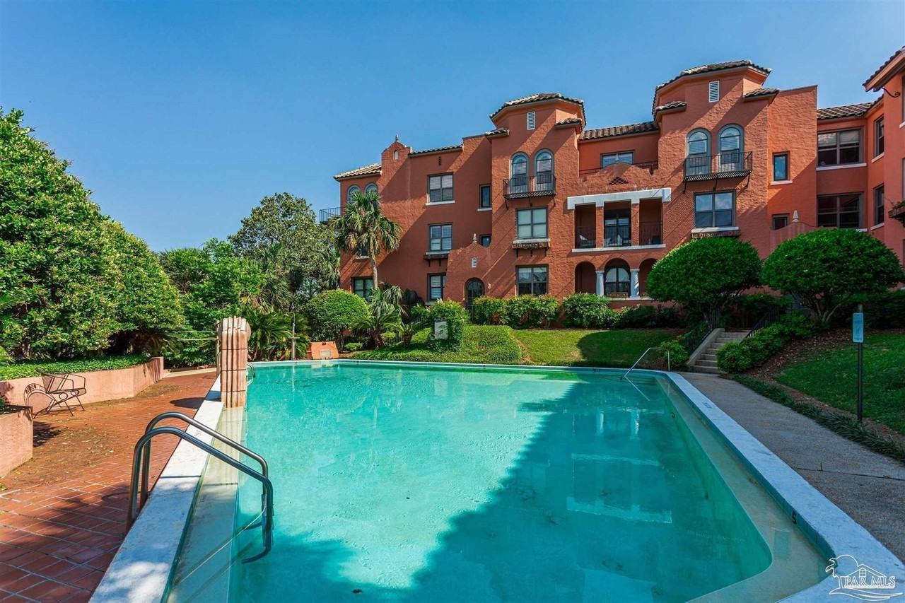 2007 E Gadsden St #102 - Photo 2 of 8