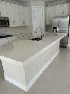 8935 Watercrest Circle West - Photo 7 of 10