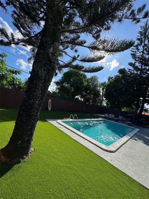 2132 Southwest 12th Court - Photo 6 of 8