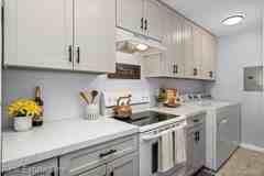 2917 Rockford #36D - Photo 1 of 1