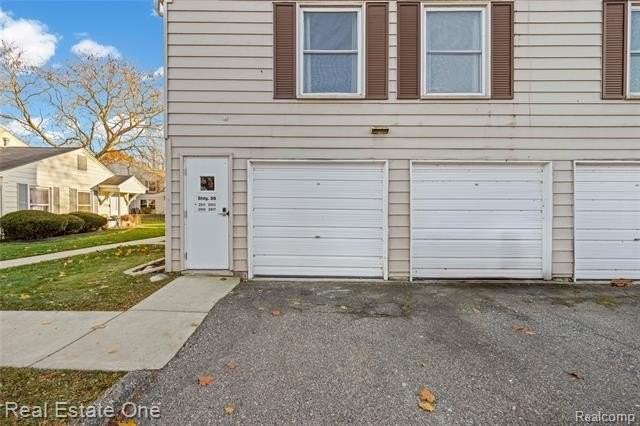 2917 Rockford Ct #36D - Photo 6 of 49