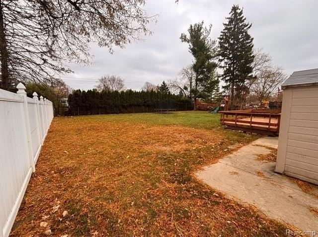 381 S Beech Daly St - Photo 4 of 12