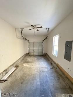 2049 Stonehurst St - Photo 7 of 37