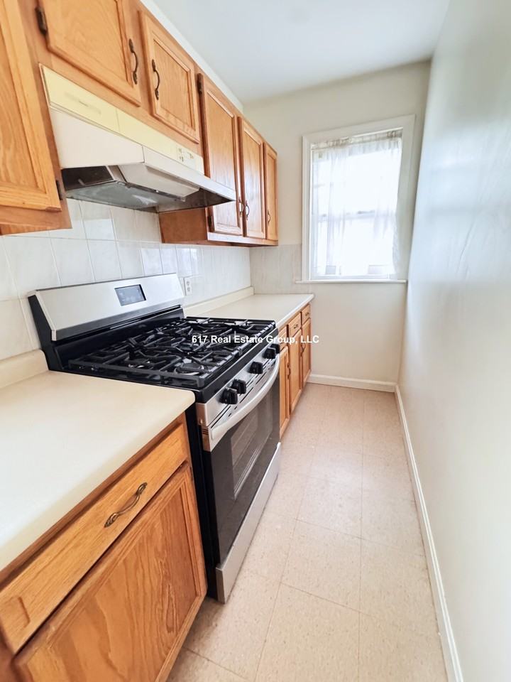 53A Magnolia St #A - Photo 4 of 15