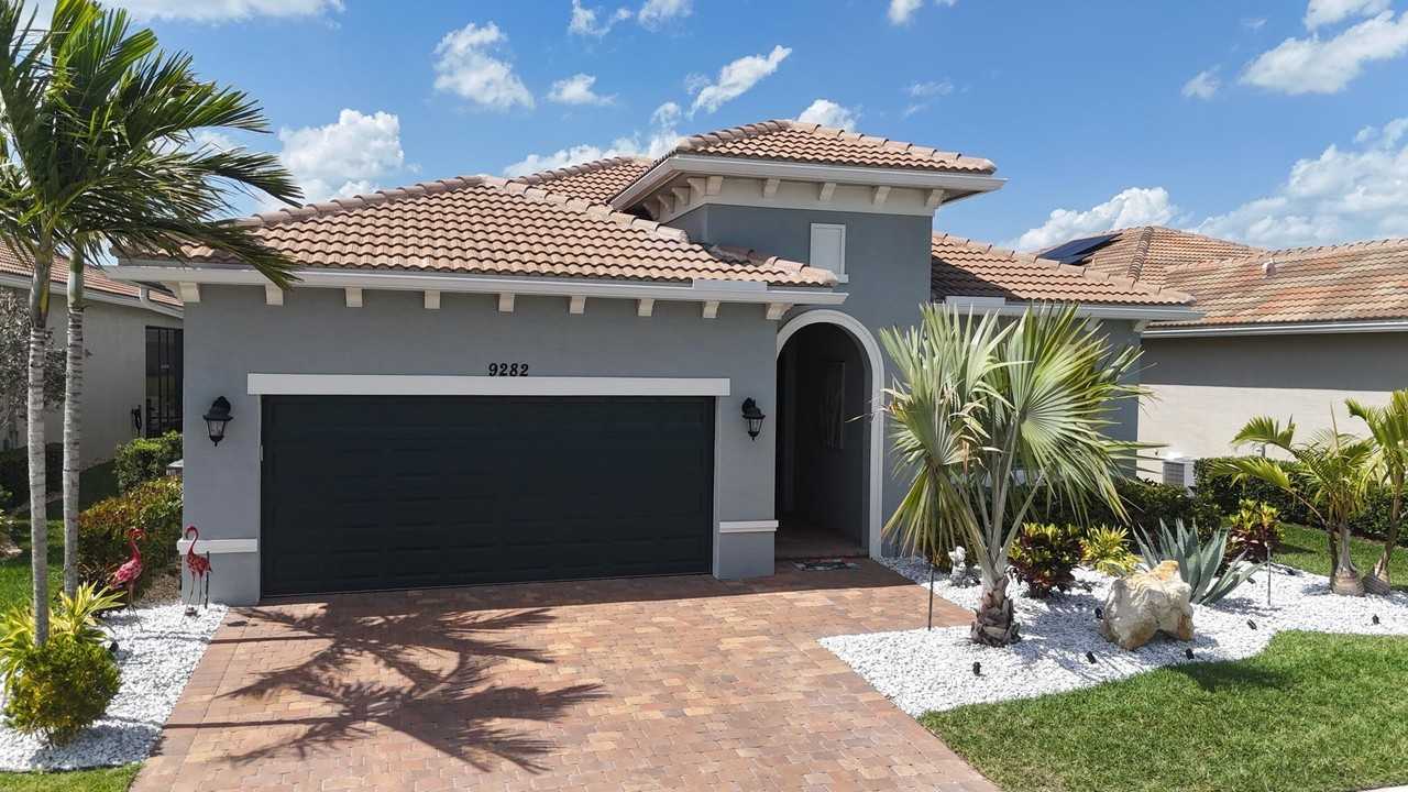 9282 Sw Miracoli Way - Photo 4 of 42