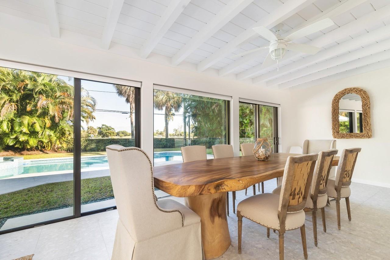 328 North Lakeside Drive - Photo 5 of 17