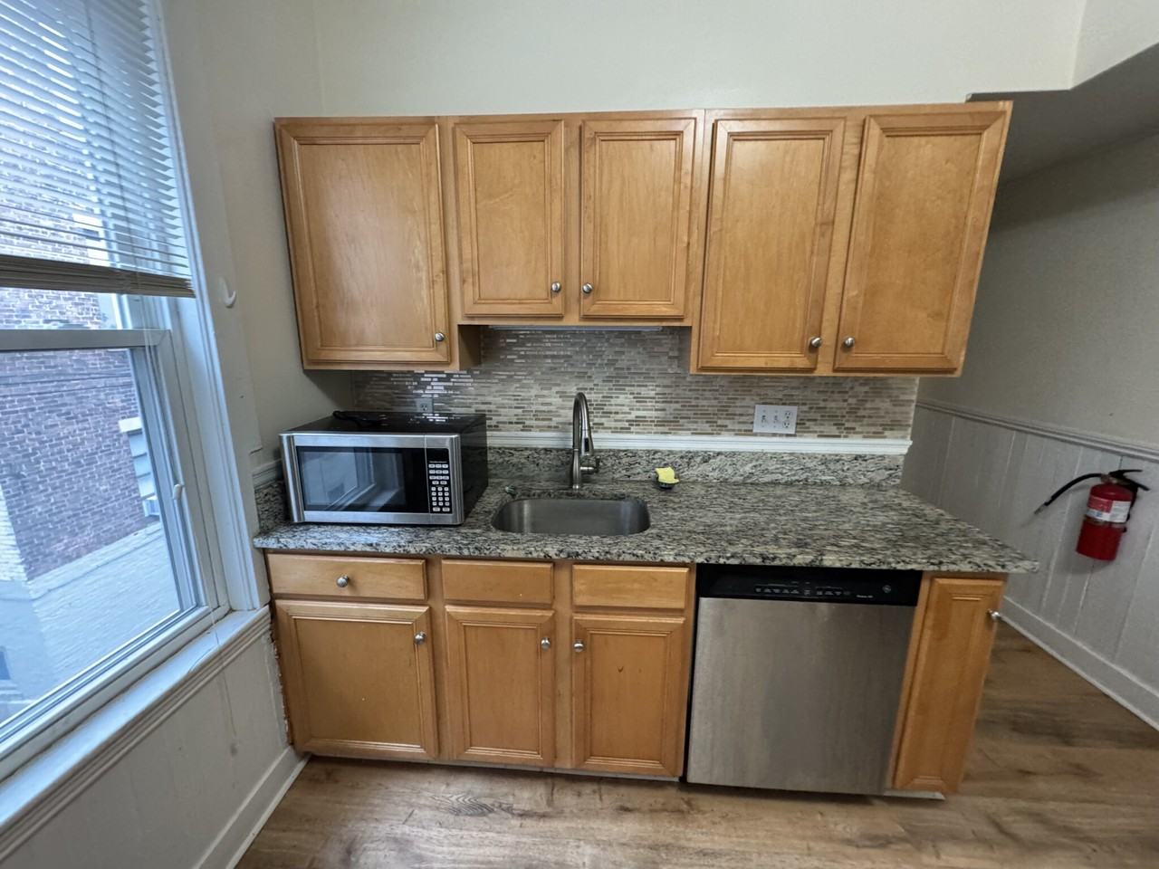 39 Chester St #2 - Photo 7 of 28