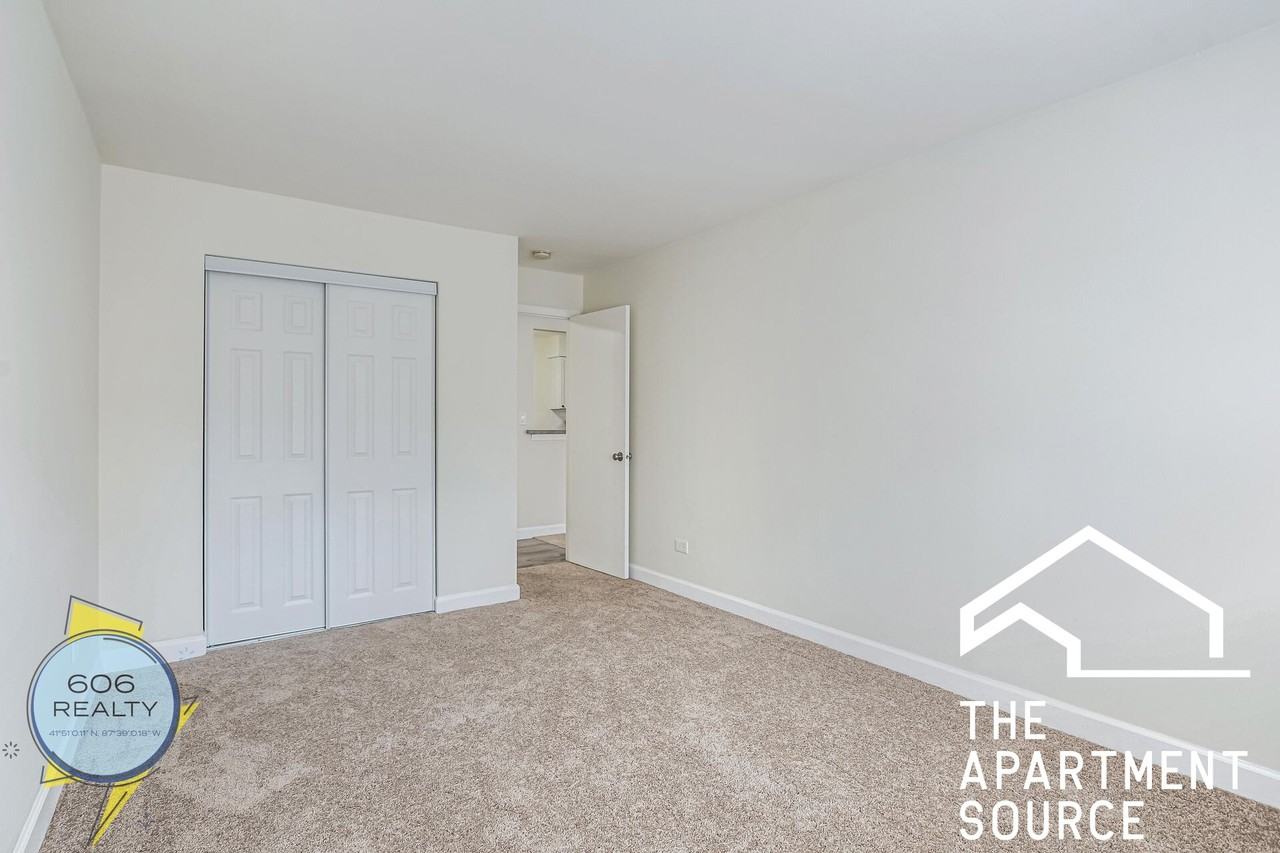 1039 College Avenue #5W - Photo 7 of 28