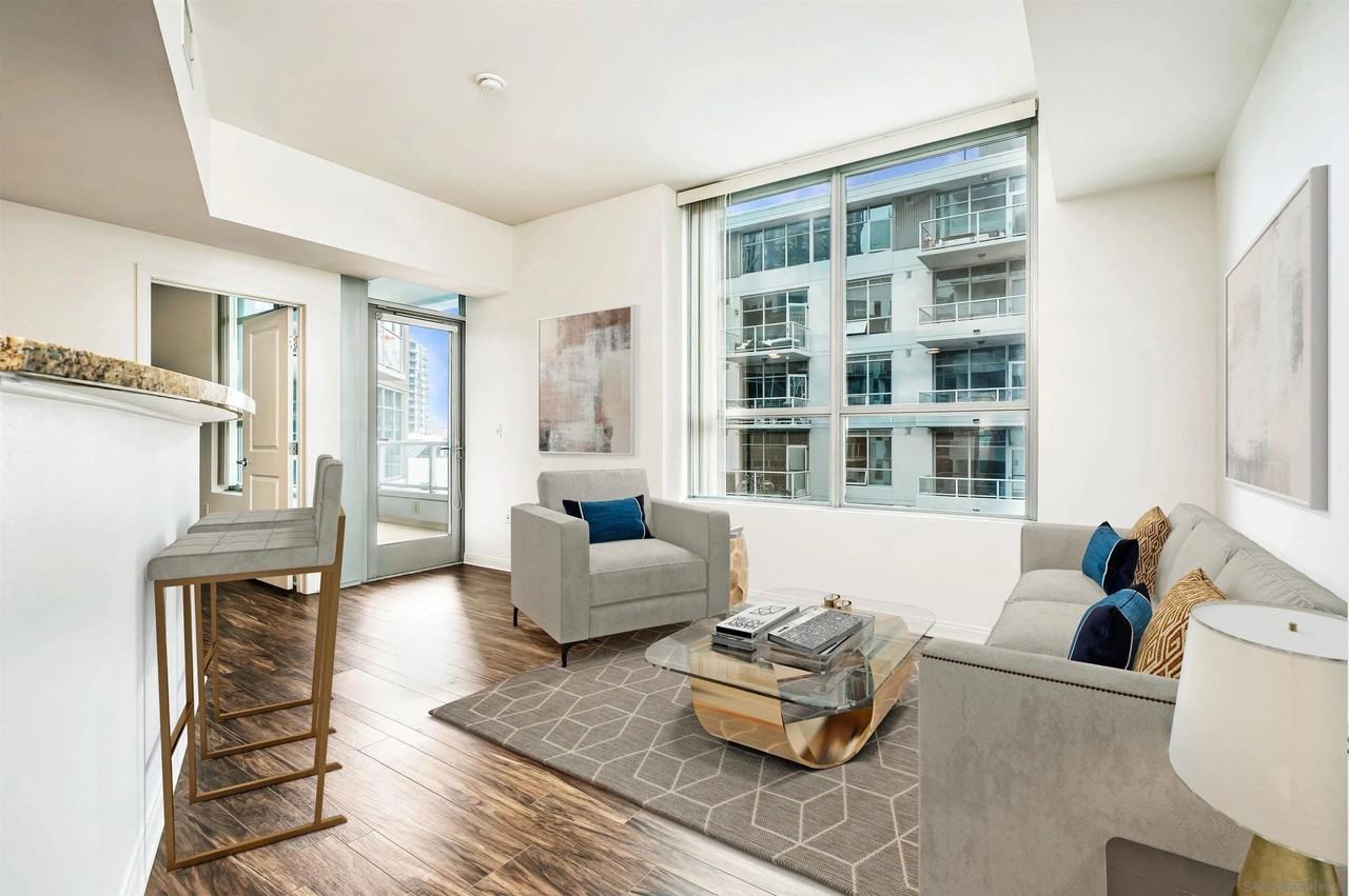 253 North 10th Avenue #526 - Photo 4 of 20