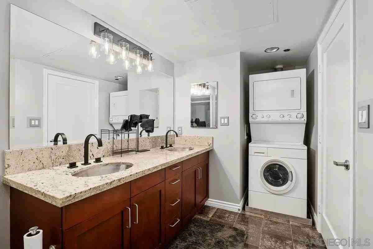 550 15th St Unit 601 #601 - Photo 4 of 10