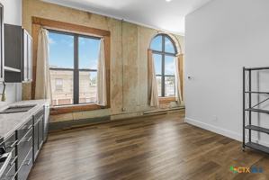 featured image of 123 W May St Unit 1 #1