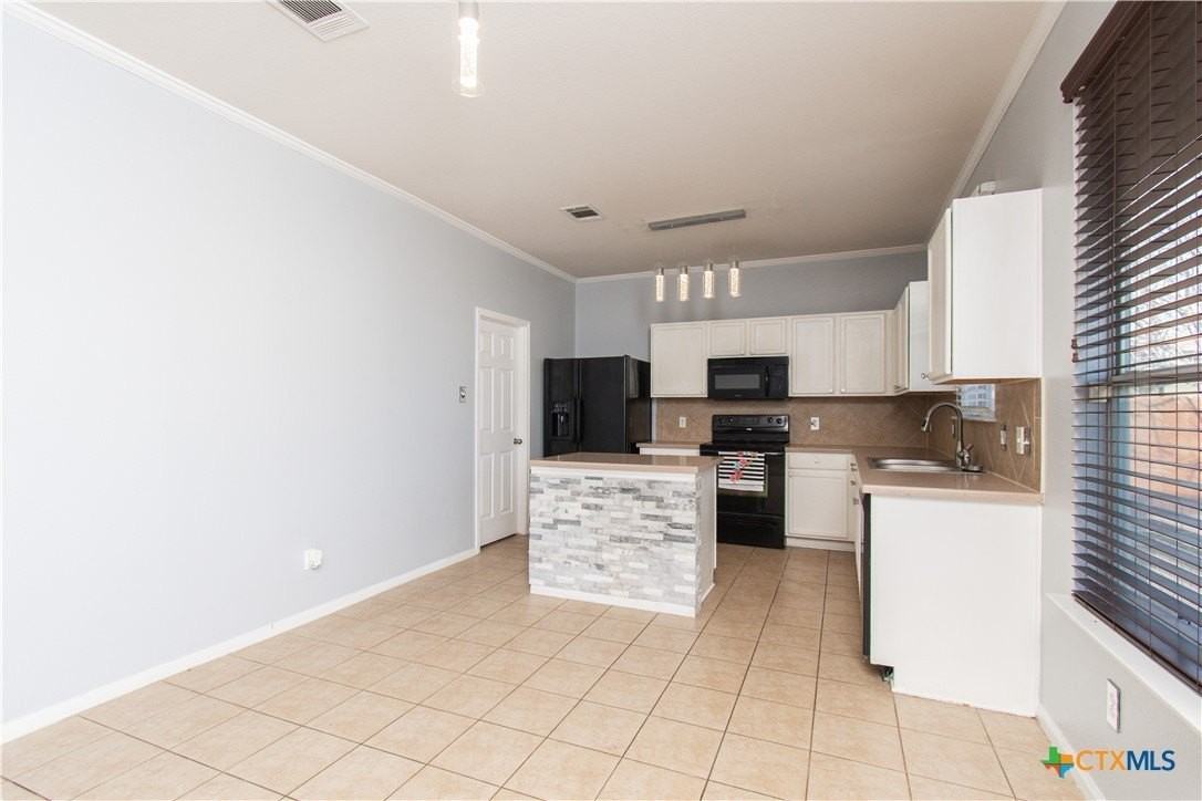 413 E Orion Dr - Photo 6 of 25