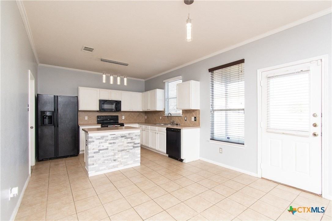 413 E Orion Dr - Photo 7 of 25