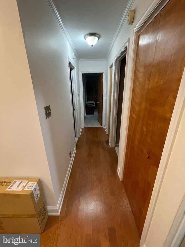 4026 Society Dr - Photo 3 of 11