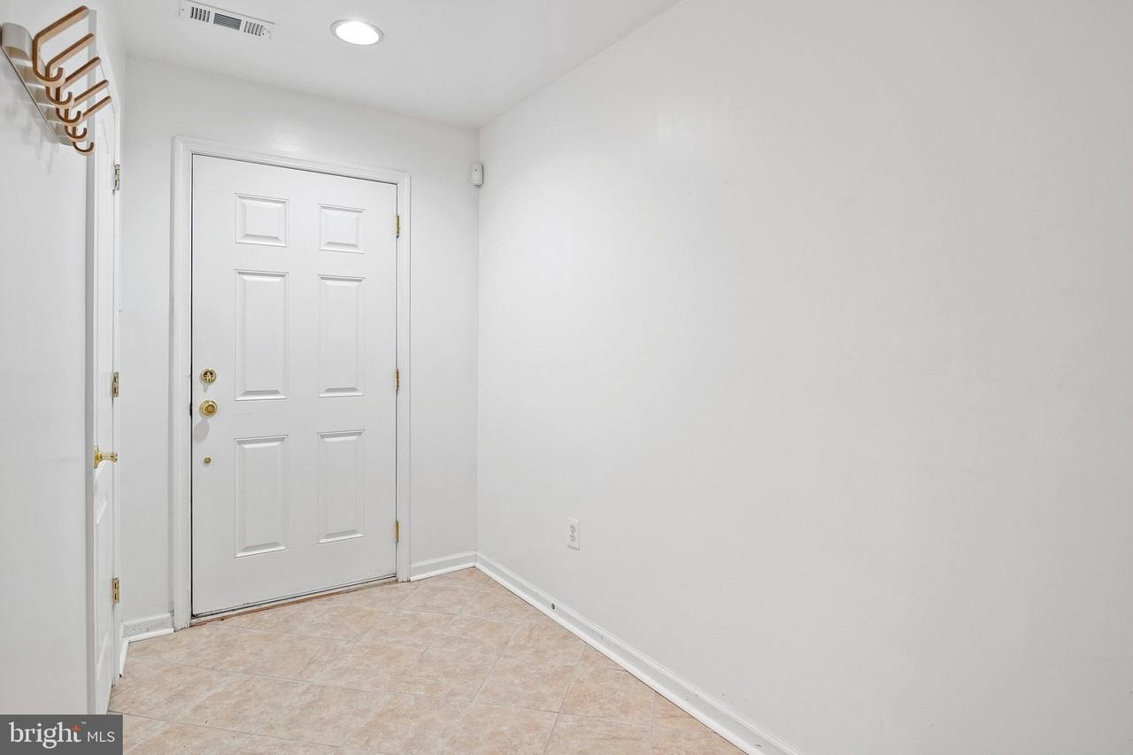 10229 Brighton Ridge Way Unit 116 #116 - Photo 3 of 31