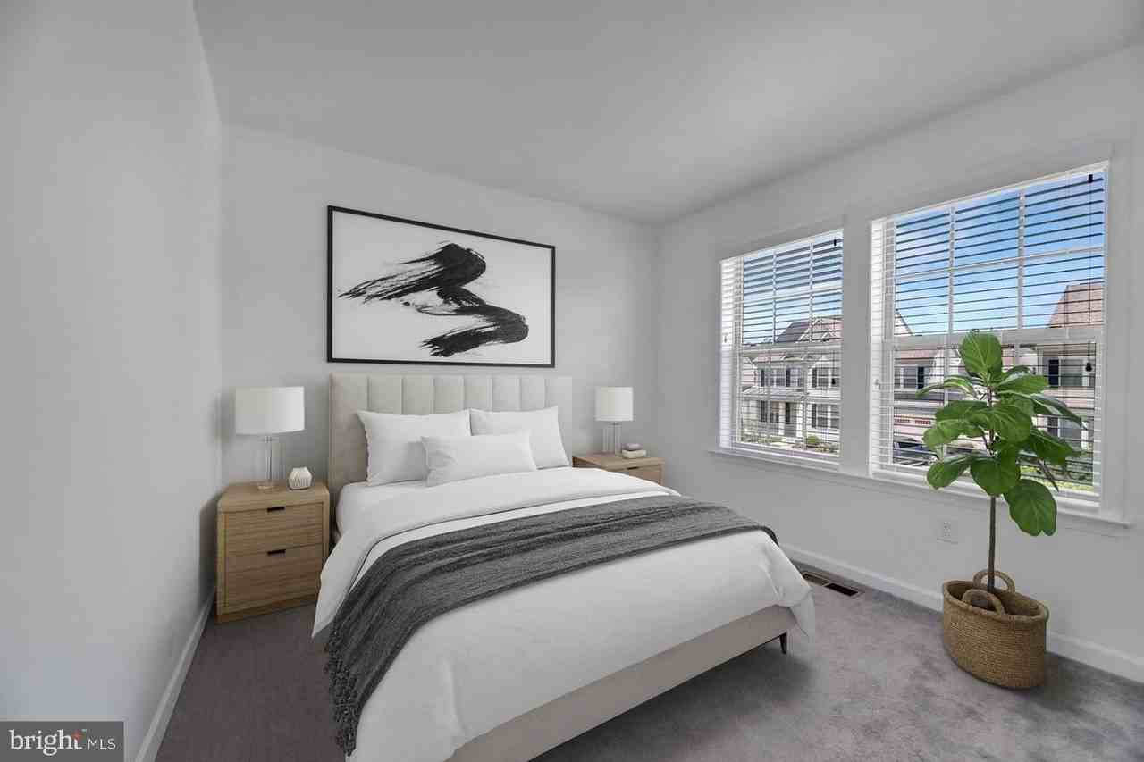 8008 Hubble Drive - Photo 7 of 50