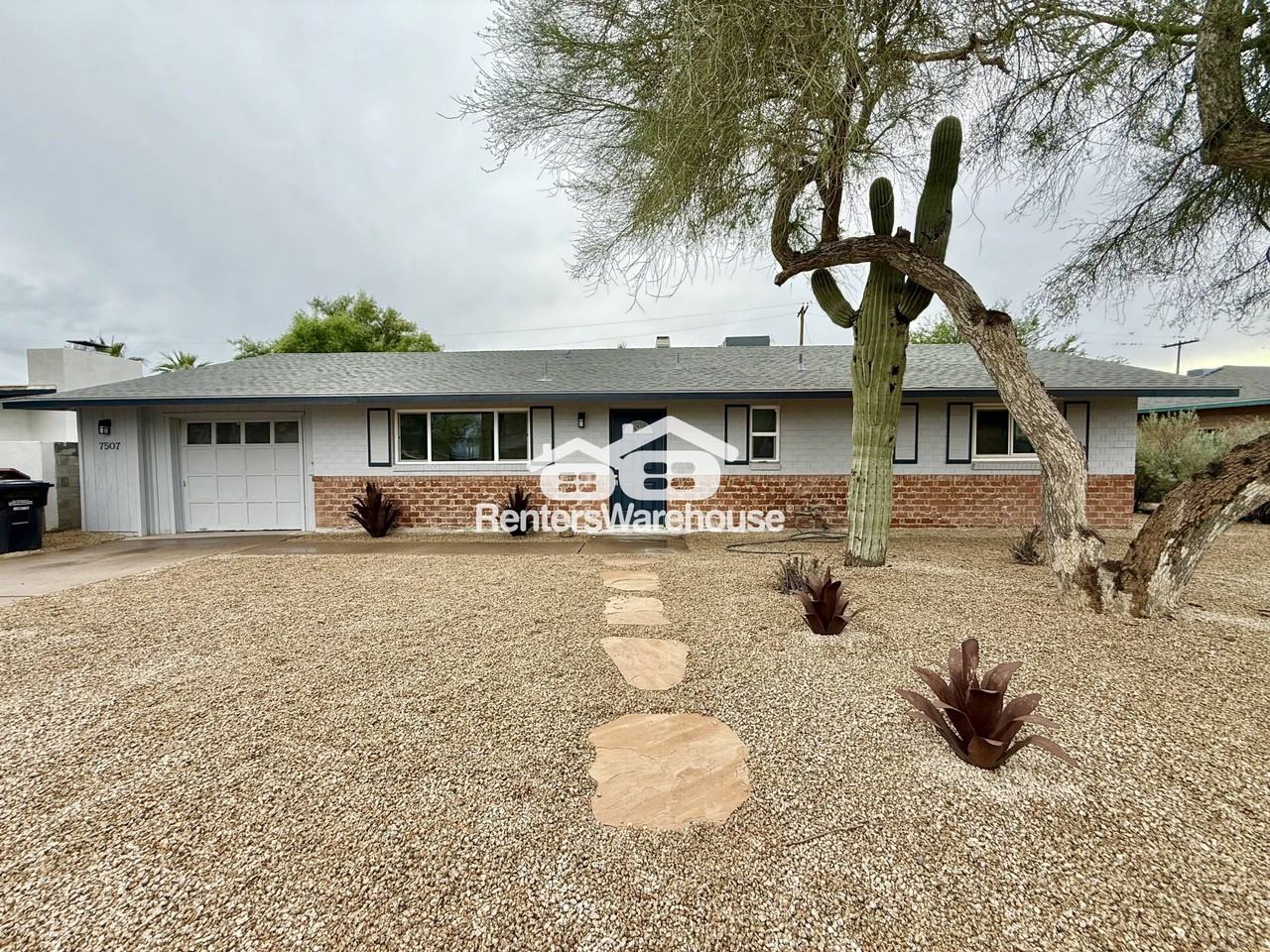 7507 E Highland Ave - Photo 4 of 12